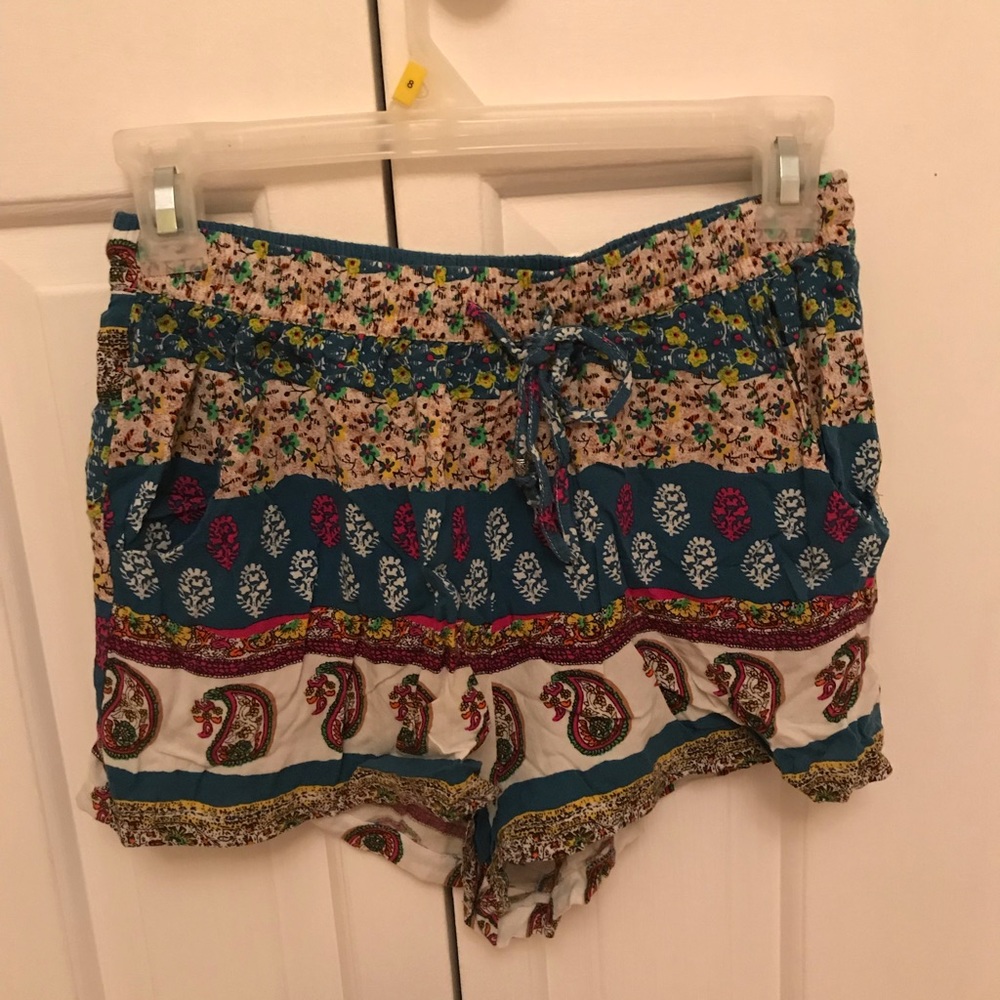 Flowy shorts